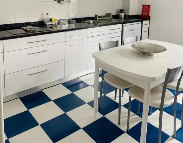 SwordFish City Center Apartment