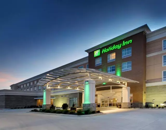 Holiday Inn & Suites Peoria at Grand Prairie by IHG