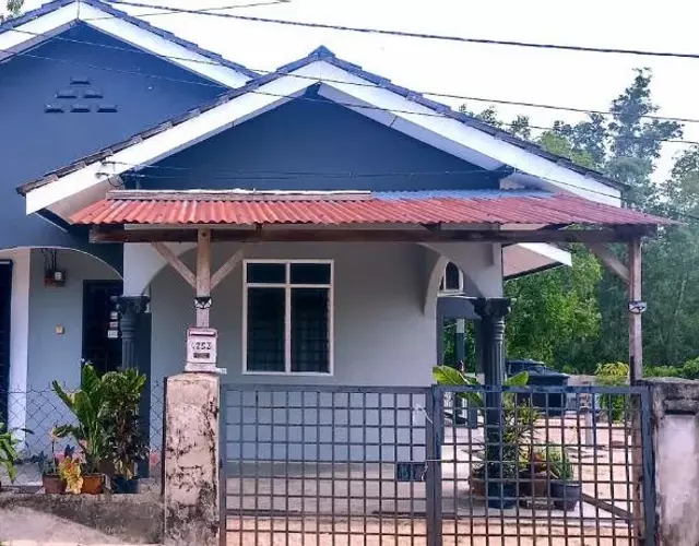 Two One Homestay