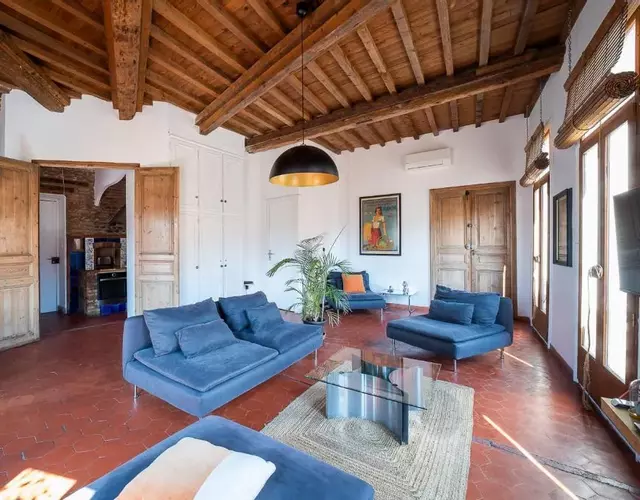 Romantic Getaway in the Heart of Perpignan