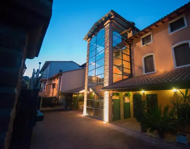 Residenze L'Uncinaia Holiday House