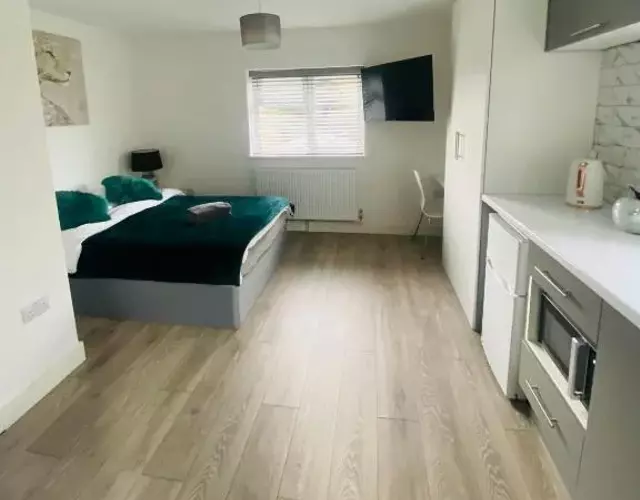 Roomello City Studios