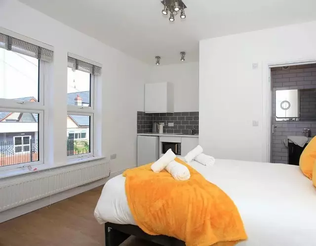 Westfield House Ensuites - Whole