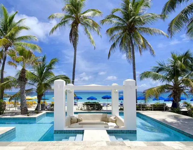 Coral Beach Club Villas & Marina