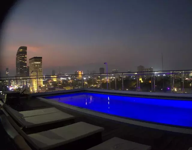 Residence 110 (Hotel and Apartments)
