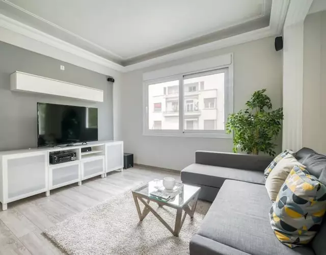 Charming Contemporary 2 bedroom apartment