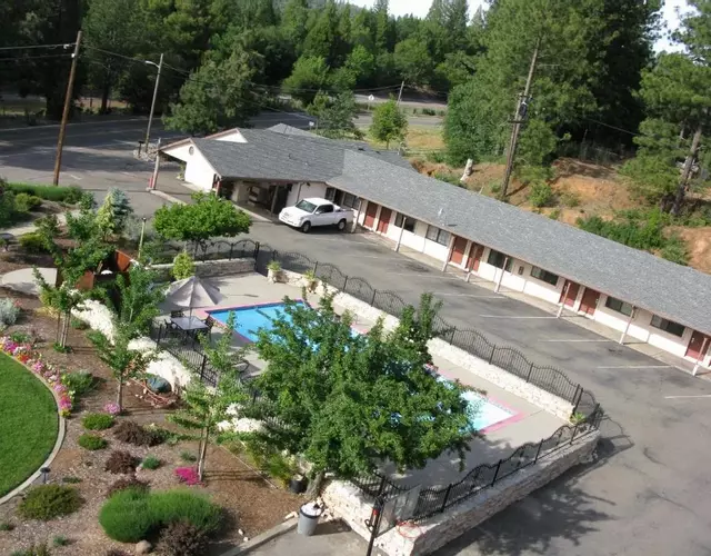 Mother Lode Motel