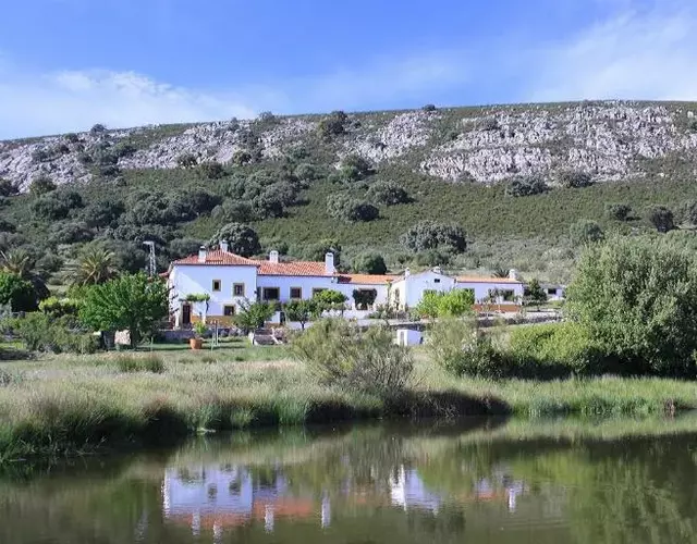 Palacio Viejo de Las Corchuelas