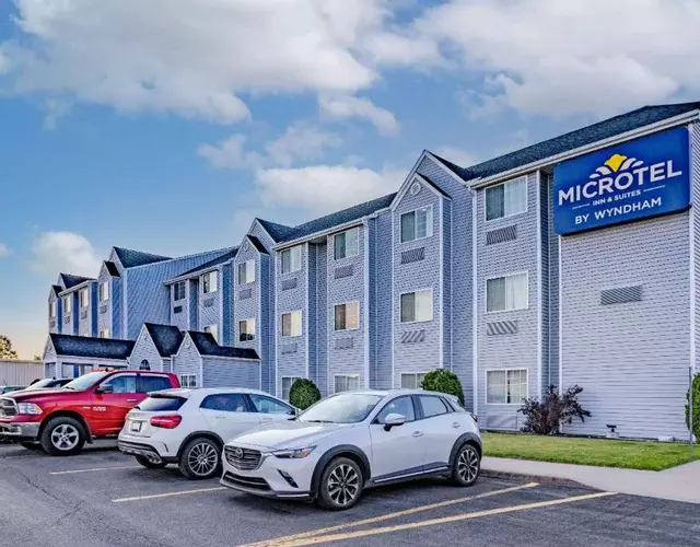 Microtel Inn & Suites by Wyndham Plattsburgh