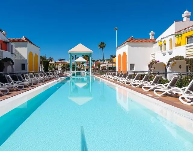 Bungalows Cordial Green Golf