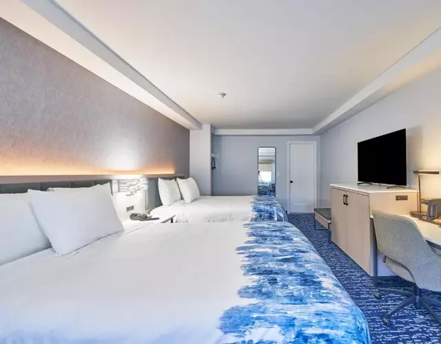 All Seasons Inn & Suites