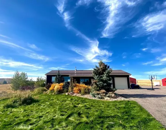 Secluded Luxury Ski Cabin-Cozy Pocatello Getaway