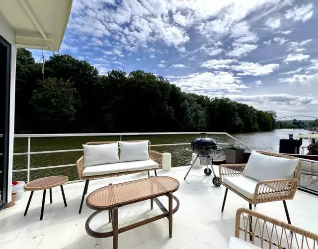 On boat luxury - 6 pers - view
