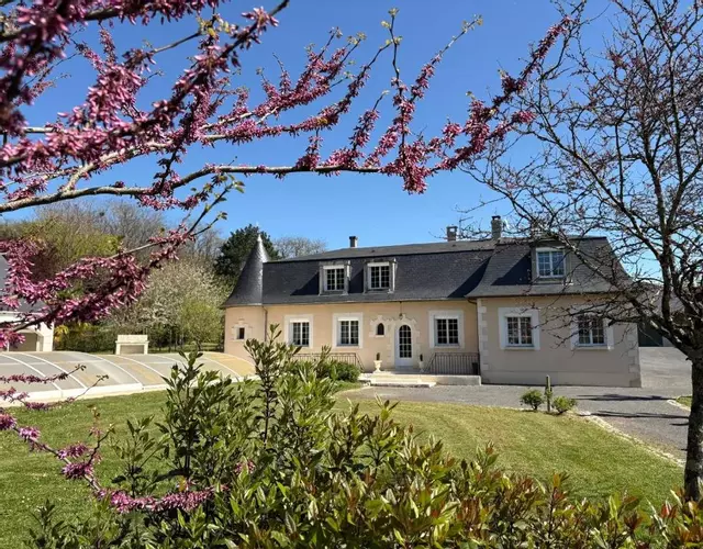 Le Manoir 1977