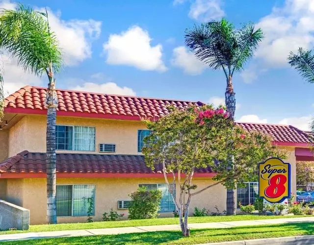 Super 8 by Wyndham Upland Ontario CA