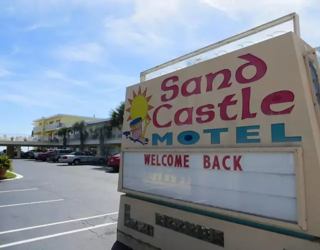Sand Castle Motel