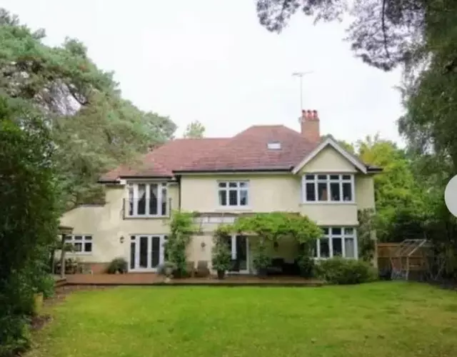 Beautiful Dorset Holiday Home in private grounds