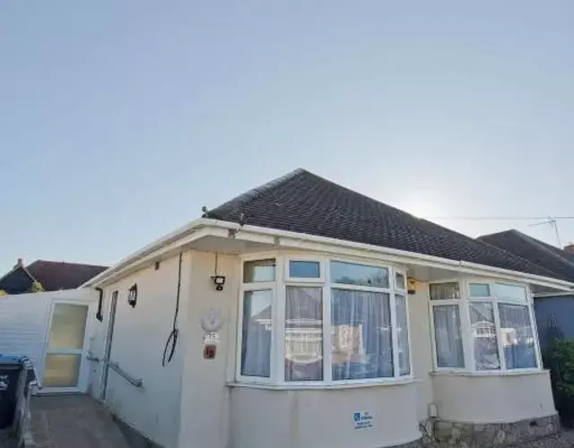 Hilda's Retreat Accessible wheel chair friendly with hoist