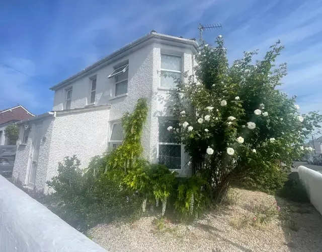 South Coast Guest Rooms With free Parking Space