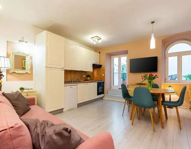 Apartment Anika Old Town