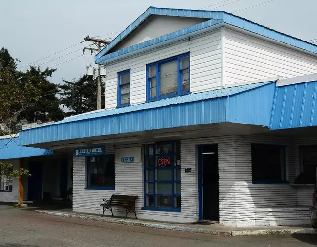 Bluebird Motel