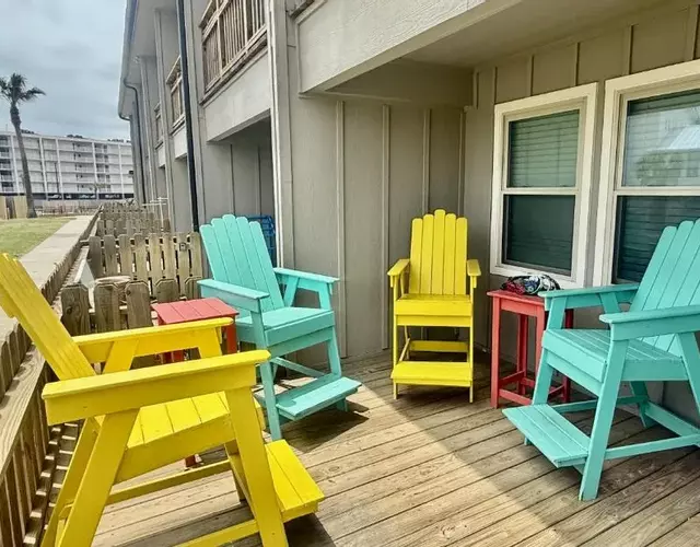 Cristy's Crab Shack @ Sunrise Villas