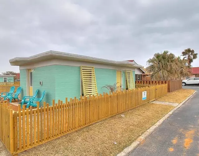 Kona Cottage at Spanish Village