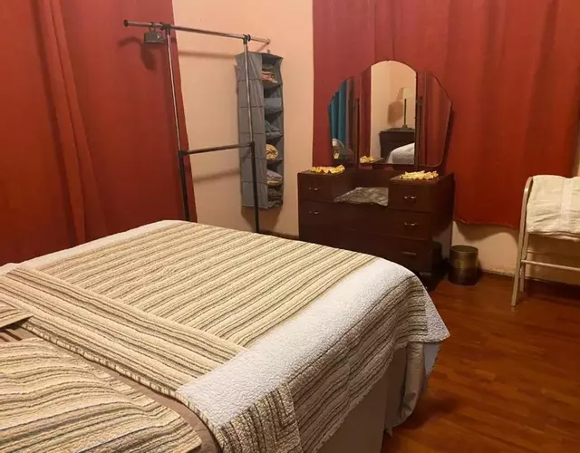 charming 1 bedroom house