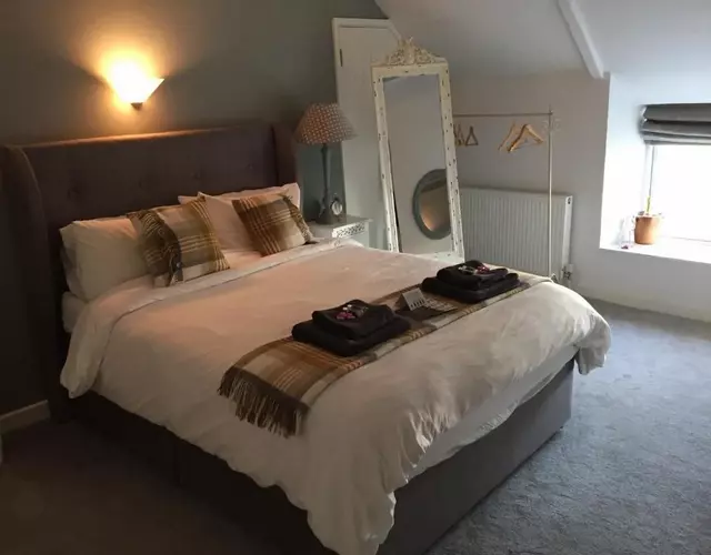 The Golden Mile Country Inn