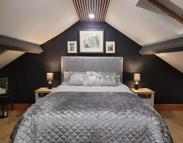 Snowdon view, steam railway & Portmeirion nearby