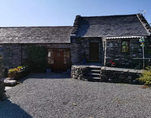 Ty Gwennol near Gilfach Goch