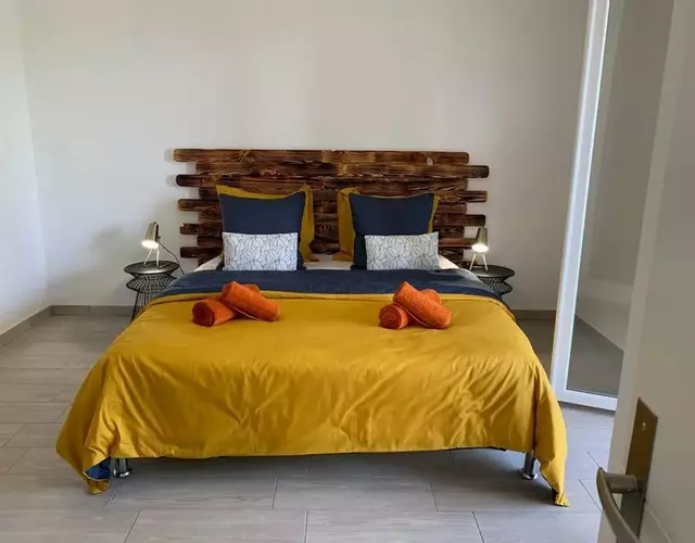 Caminu di porto vecchio***. (Piscine chauffée )