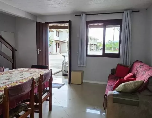 Residencial Hannah - Casa 6 - Porto Belo SC - Bairro Perequê