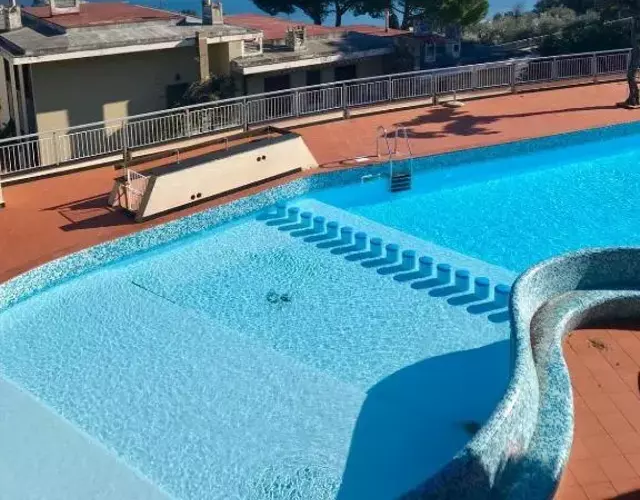 Il Poggetto - Apartment Sea View in Residence with Pool