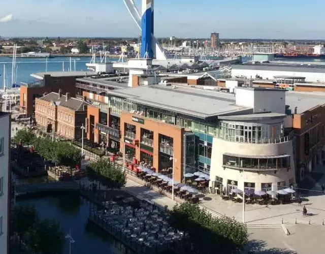 Gunwharf Quays Harbour Apartments