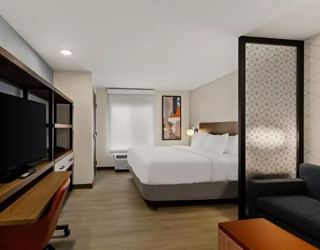 Everhome Suites Portsmouth - Newington