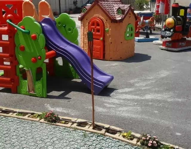 FGS SERVICE SNC "White Room"