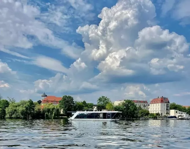 Hausboot Yacht Werder