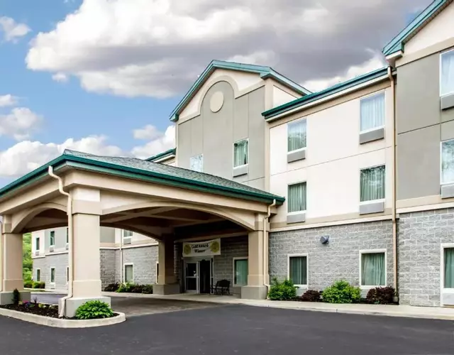 Quality Inn & Suites Fishkill South near I-84