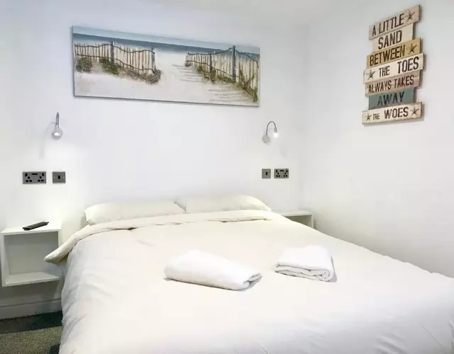 Empress Select Holiday Flats