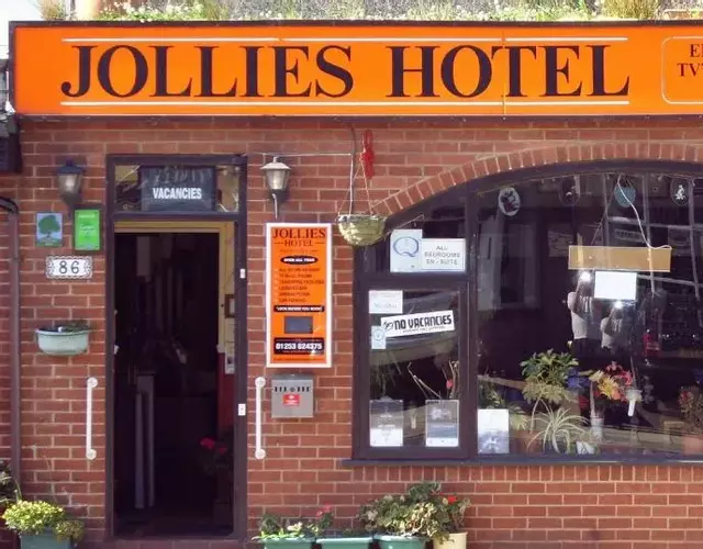 Jollies Hotel