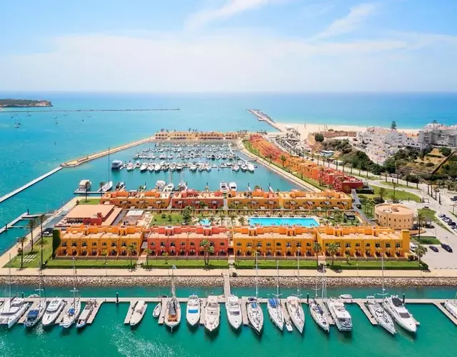 NH Marina Portimao Resort