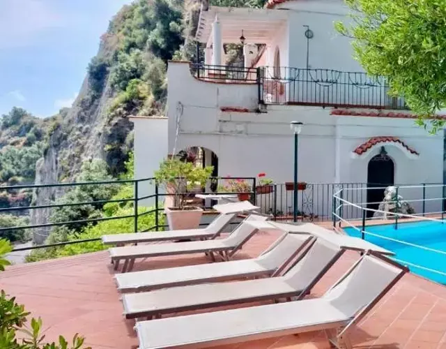 Villa Carmela