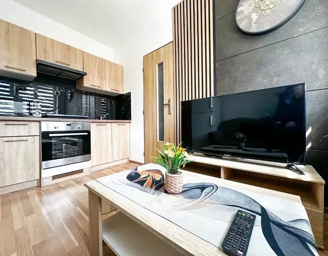 IN Apartments