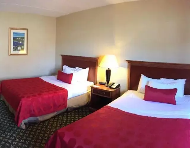 Mystic River Hotel & Suites