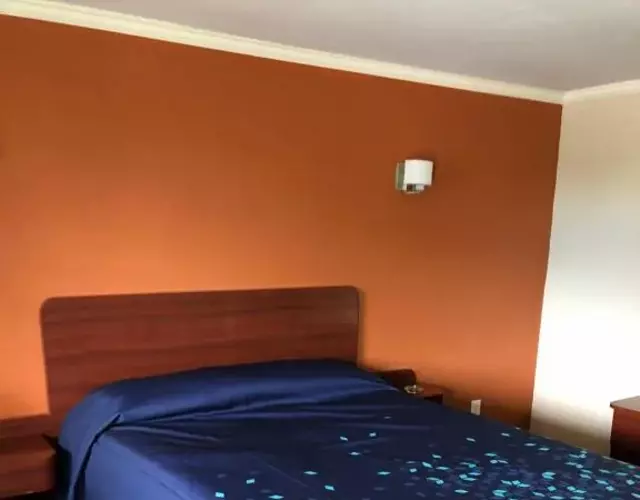 Skyview Motor Inn