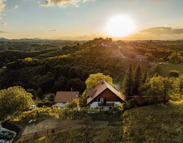 Cozy family place 'Hiša Grozdek' - Gruškovec 40A