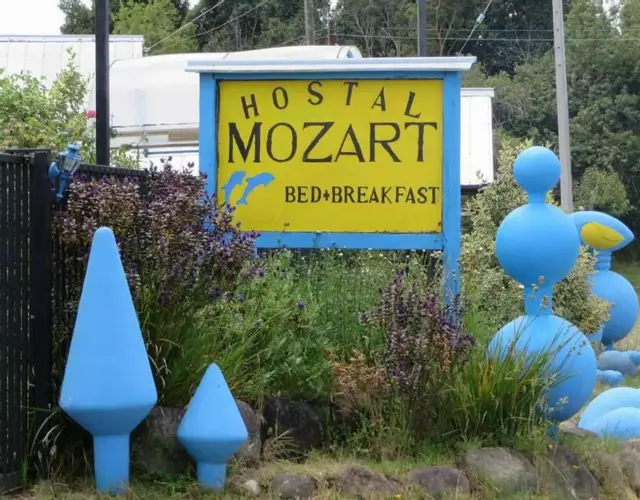 Hostal y Cabañas Mozart