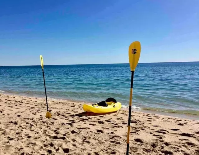 NEW 2 BEDROOM LUXURY APARTMENT -GREAT LOCATION -MODERN