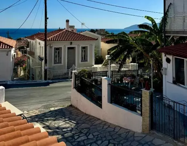 Onar Seaview Apartment in Pythagorio